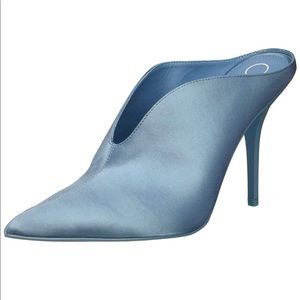 Brand New Calvin Klein Women’s Mallie Pump